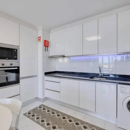 Ocean View! 2-bedroom Cosy Apartmán Portimão